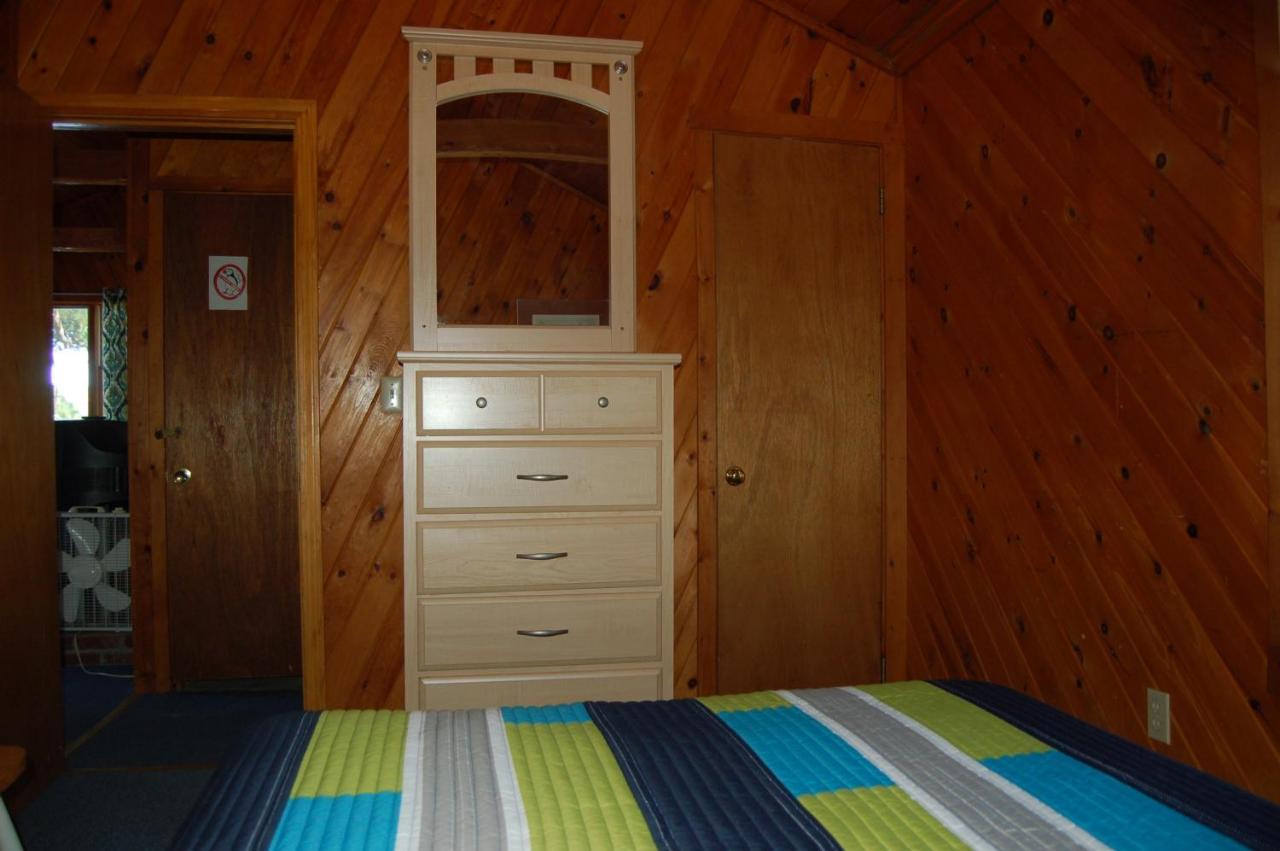 Sebago Lake Lodge & Cottages North Windham Экстерьер фото