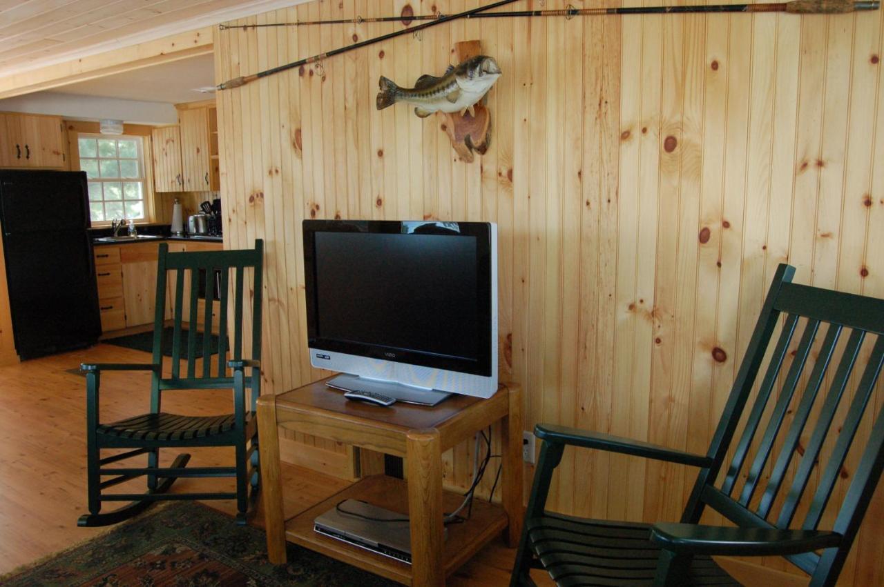 Sebago Lake Lodge & Cottages North Windham Экстерьер фото